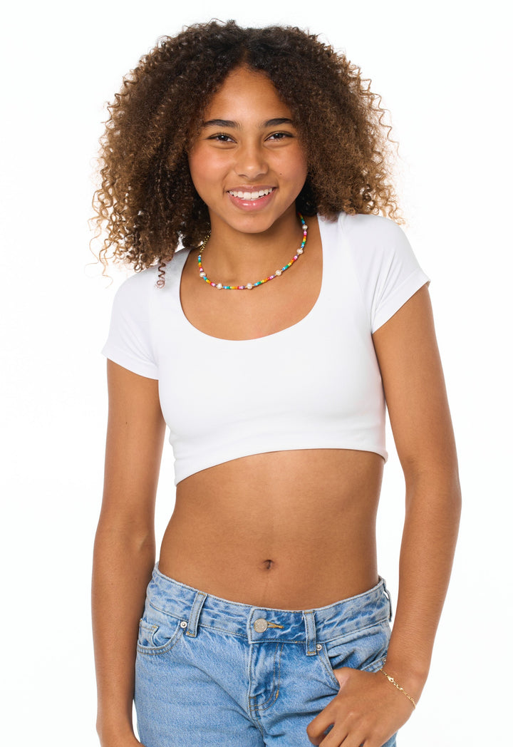 Junior Short Sleeve Curved Bottom Crop Top